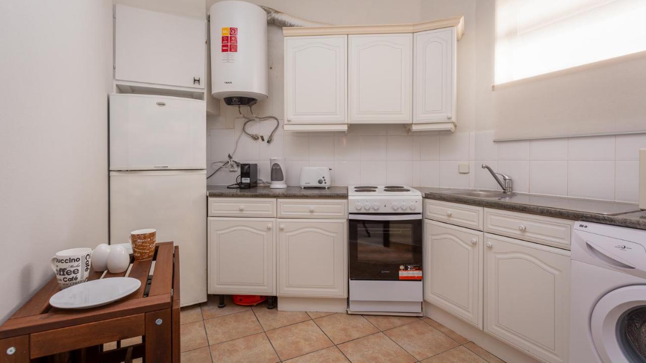 Charming 1 Bedroom Apartment In Portimao By Lovelystay Екстер'єр фото