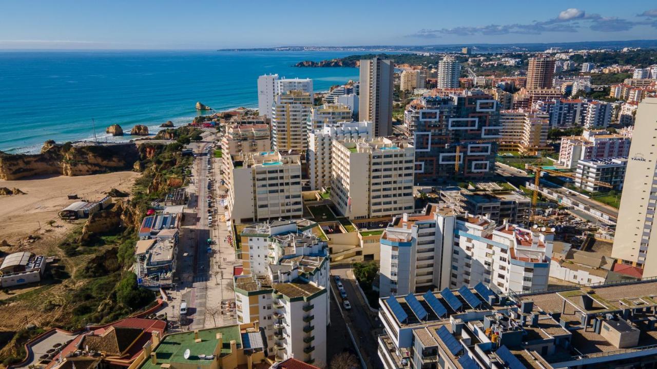 Charming 1 Bedroom Apartment In Portimao By Lovelystay Екстер'єр фото